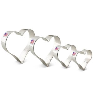 heart-cookie-cutter-set-by-ann-clark